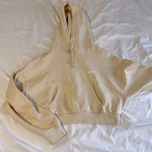 Levi’s cropped sweatshirt